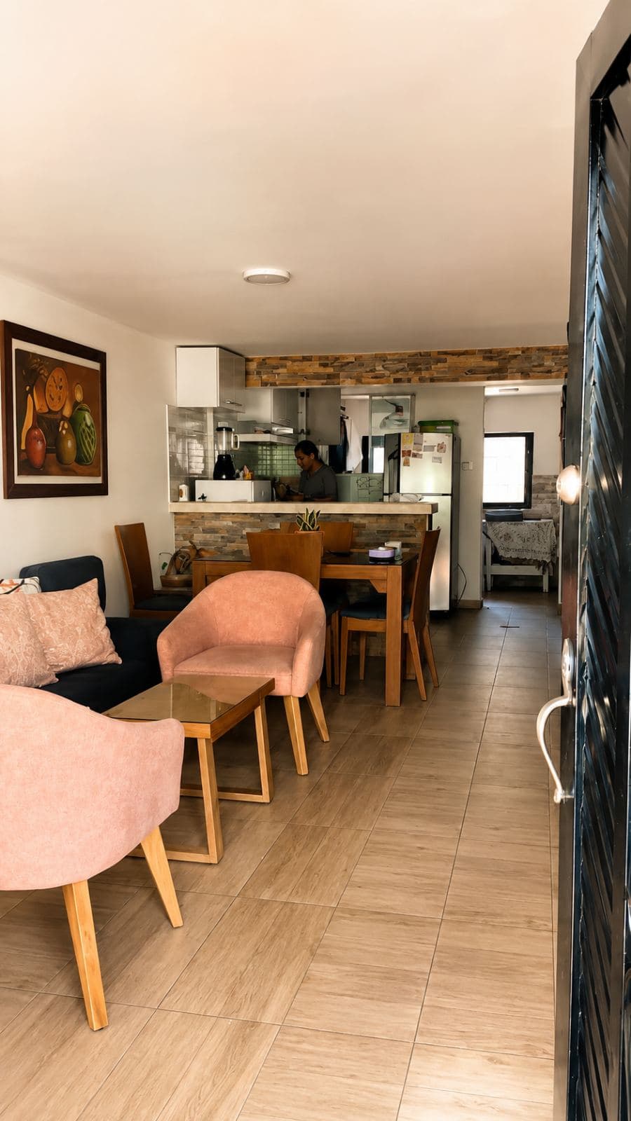 Casa en venta 3 alcobas con dos apartaestudios